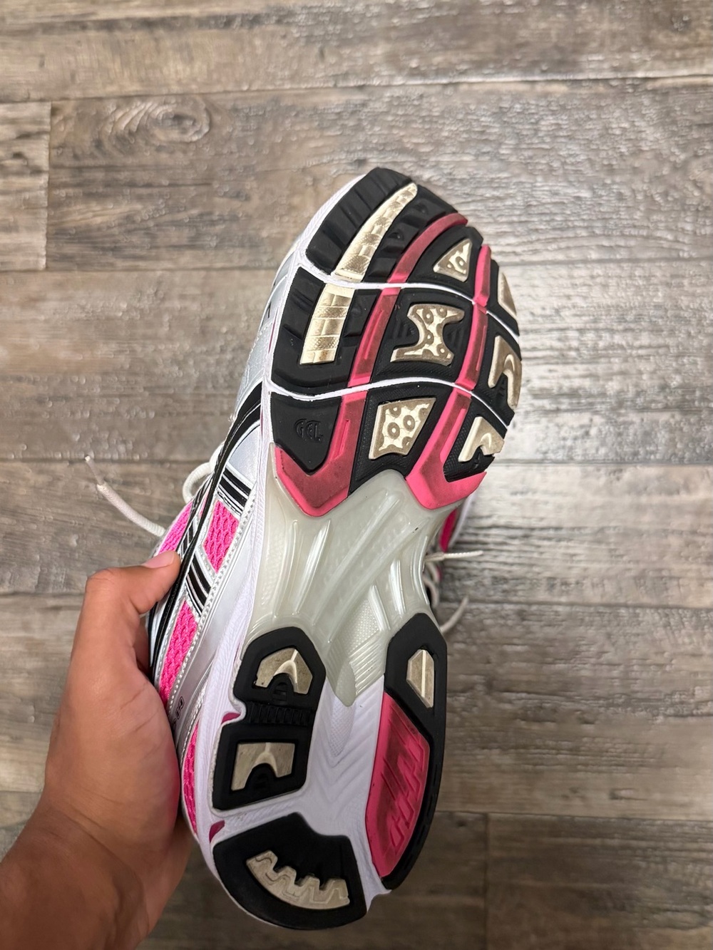 Pink Asics Gel-Kayano 14 - Picture 3 of 3